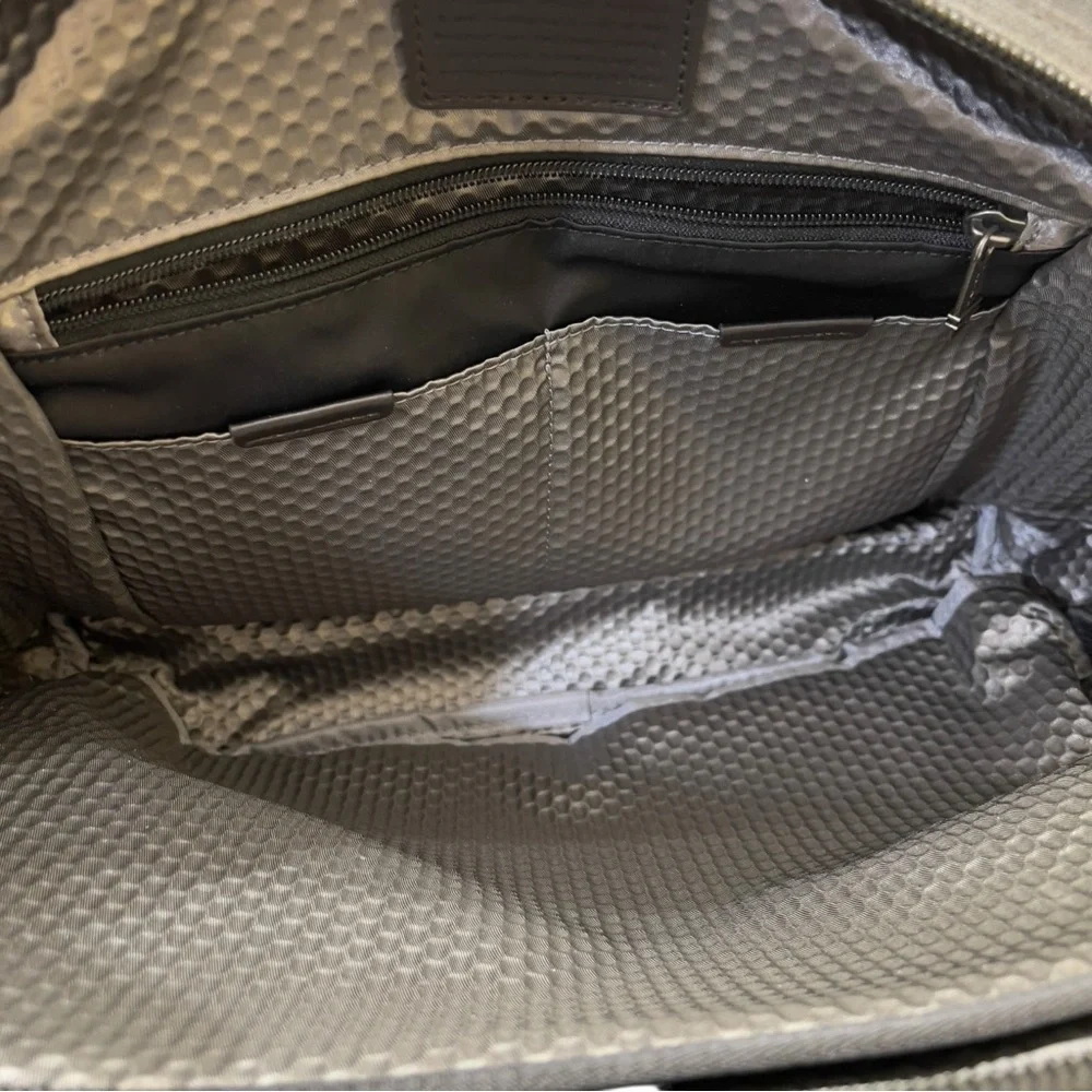 TUMI Alpha Bravo Briefcase - Picture 11 of 16